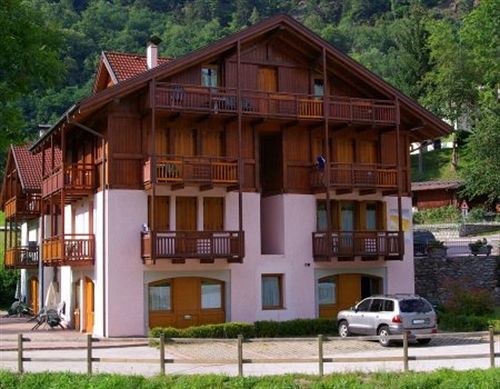 Residence Marisol Camere & Appartamenti - Mezzana Centre Экстерьер фото